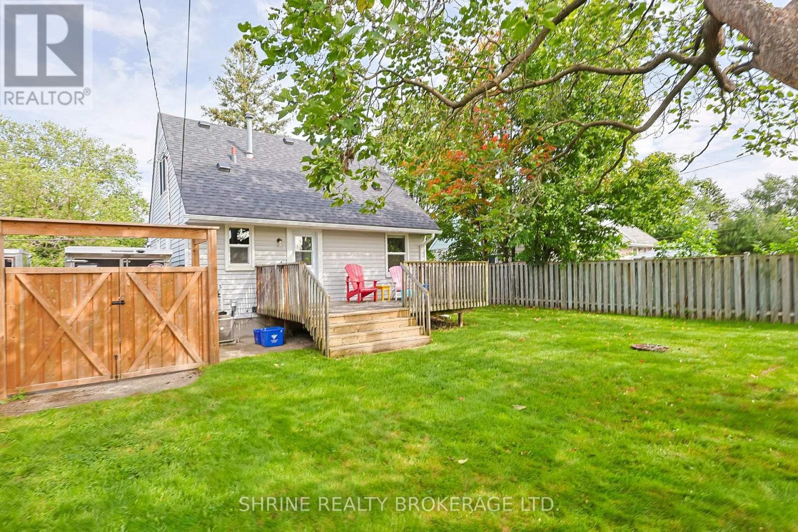 Single Family at 1269 LANDOR Street, London East (East C), Ontario - Photo 6 - RE/MAX Garden City Realty