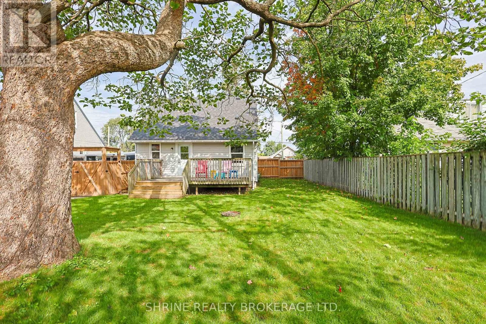 Single Family at 1269 LANDOR Street, London East (East C), Ontario - Photo 8 - RE/MAX Garden City Realty
