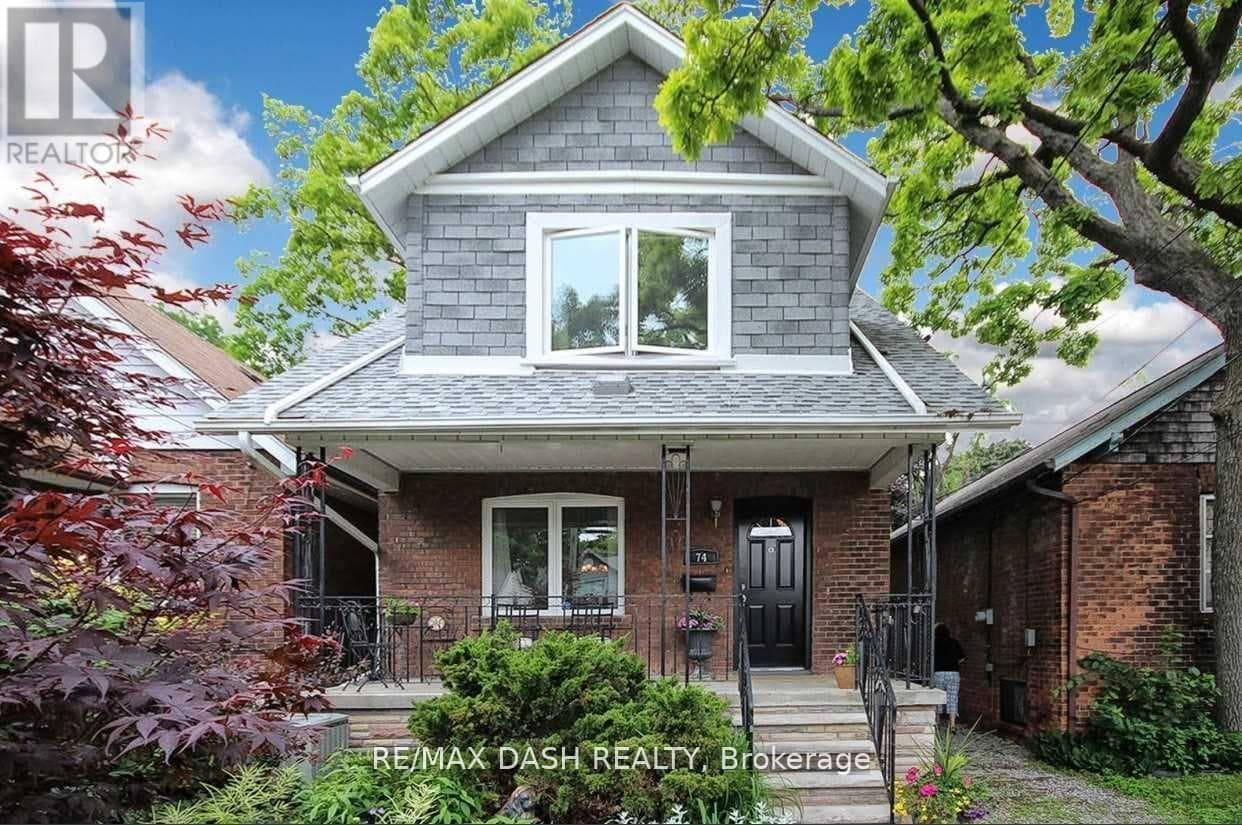74 Oak Park Avenue