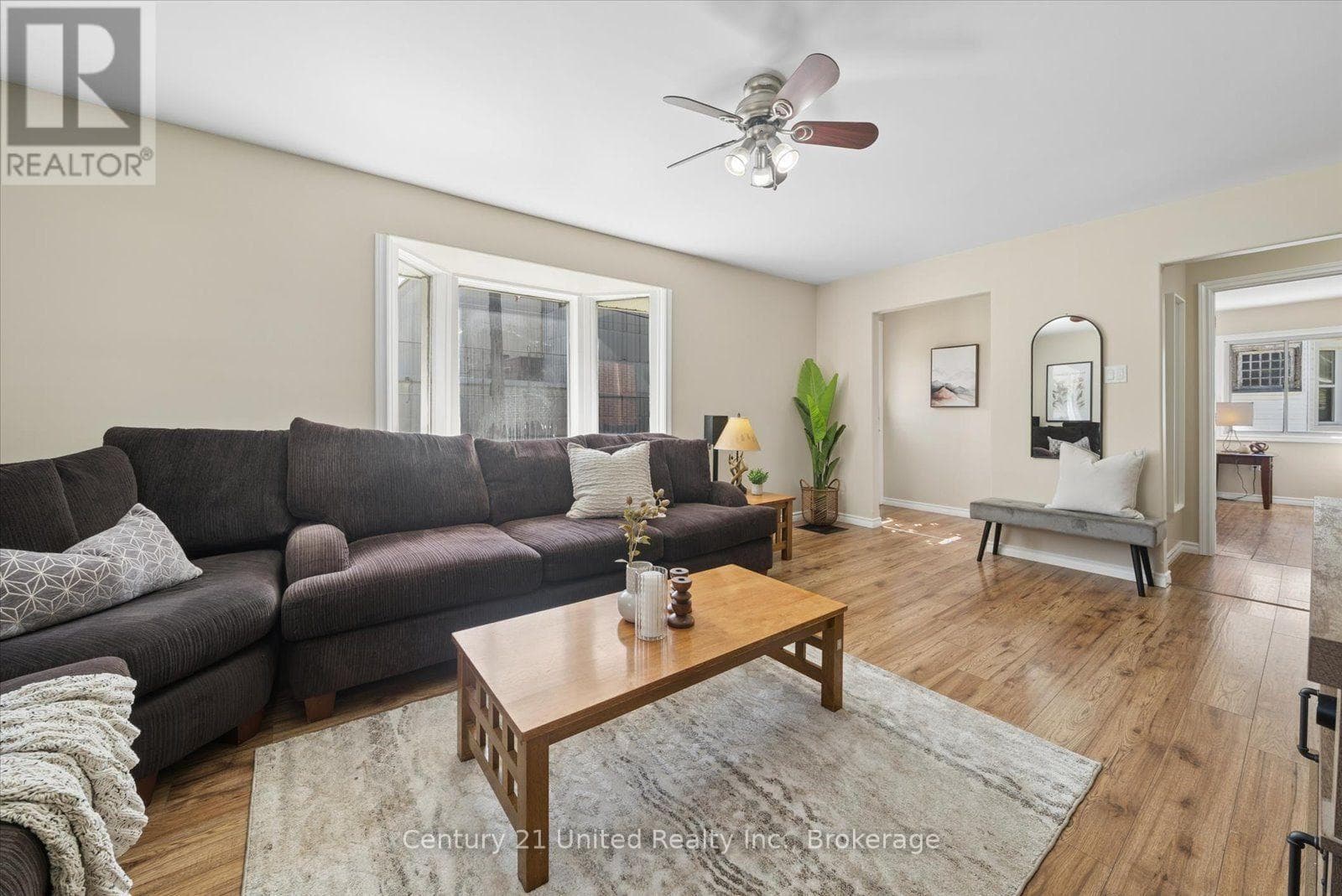 Single Family at 584 Wolfe Street, Peterborough (Town Ward 3), Ontario - Photo 8 - RE/MAX Garden City Realty