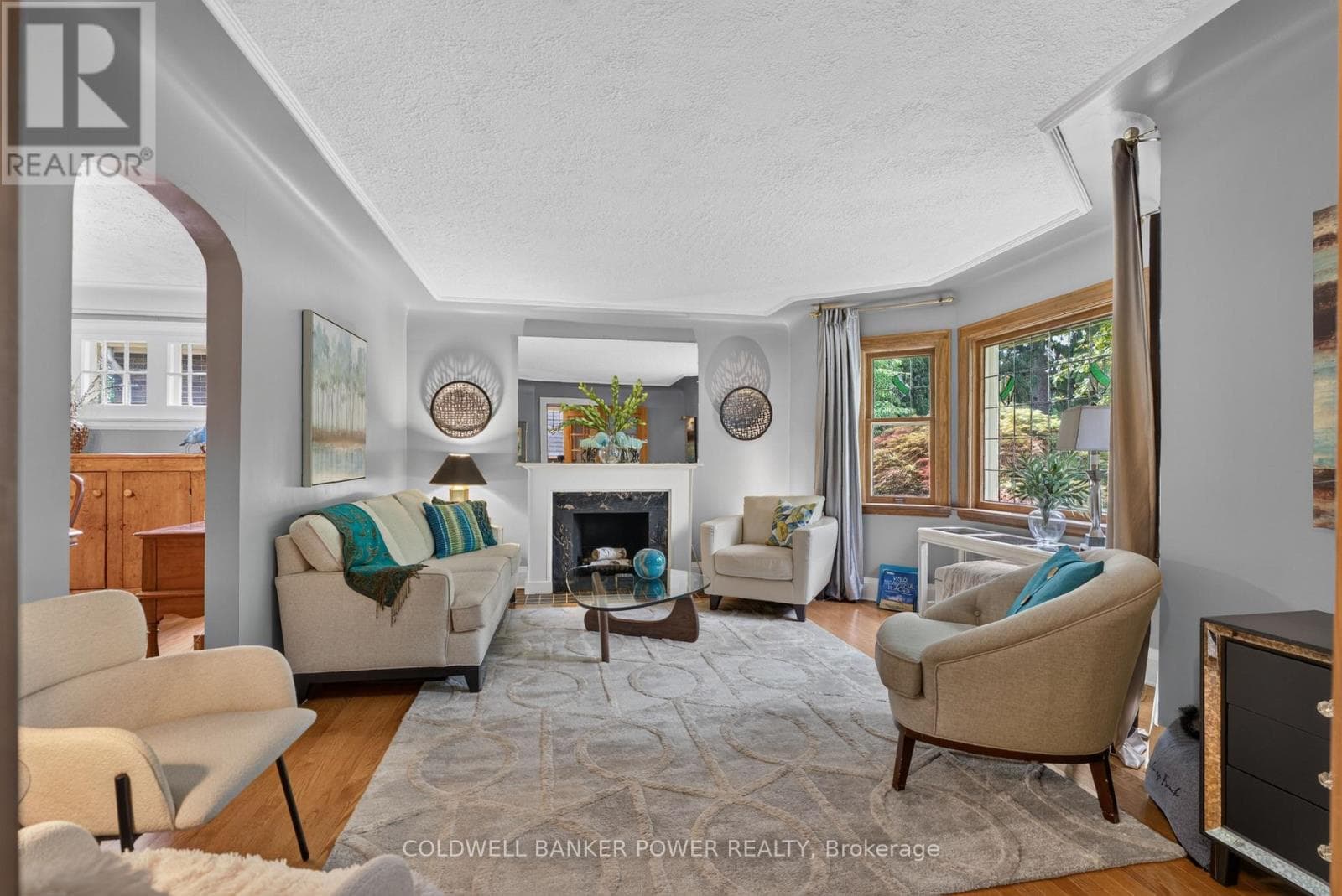 Single Family at 250 Cathcart Street, London South (South G), Ontario - Photo 7 - RE/MAX Garden City Realty