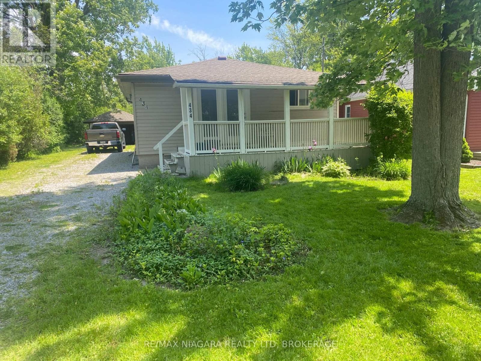 434 Crescent Road