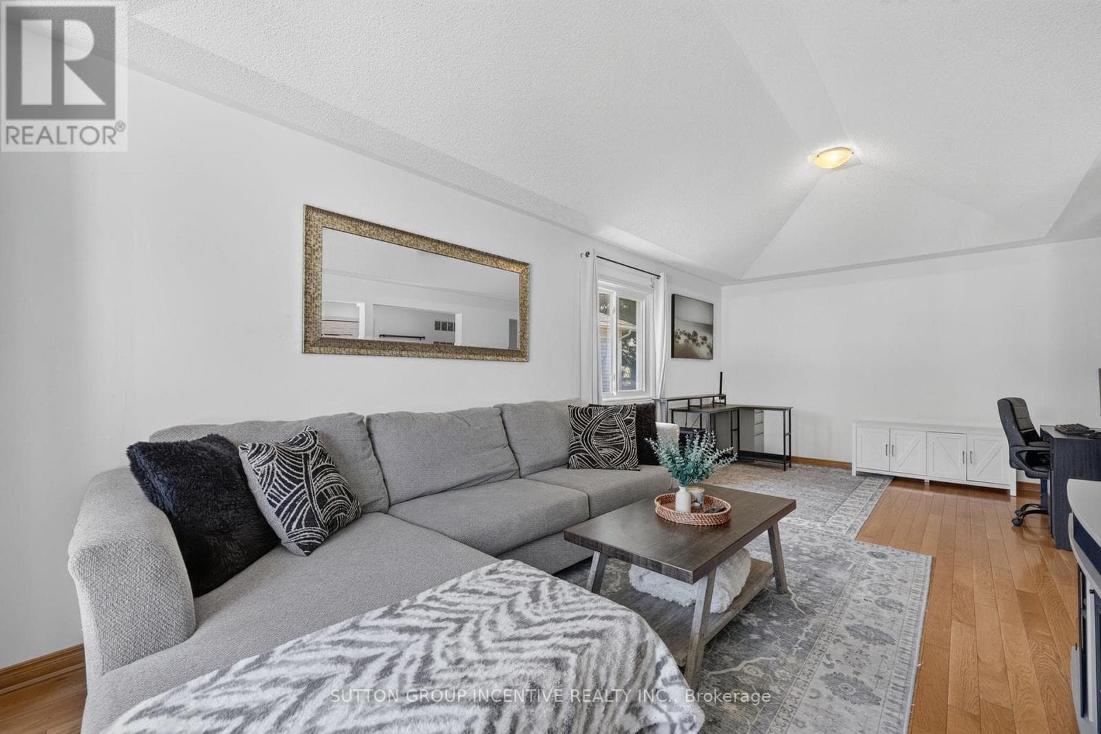 Single Family at 6 Riverdale Drive, Wasaga Beach, Ontario - Photo 10 - RE/MAX Garden City Realty