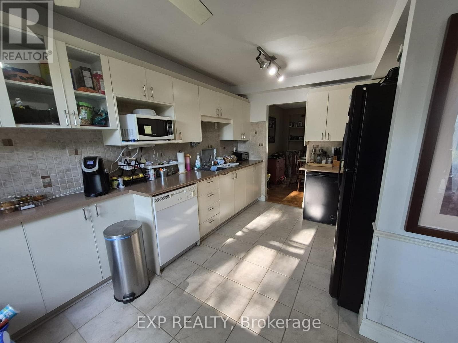 Single Family at 348 Terry Drive, Newmarket (Central Newmarket), Ontario - Photo 9 - RE/MAX Garden City Realty