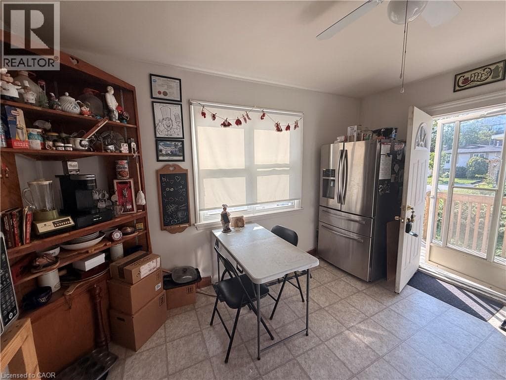 Single Family at 4 CONLON Crescent, Thorold, Ontario - Photo 5 - RE/MAX Garden City Realty