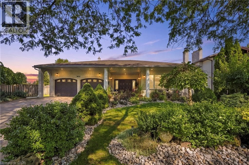 7105 YORK Drive