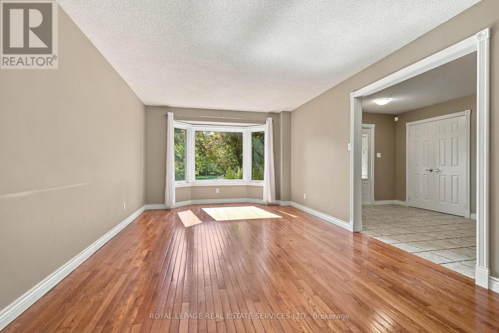 Single Family at 1151 Forest Trail Place, Oakville (GA Glen Abbey), Ontario - Photo 7 - RE/MAX Garden City Realty
