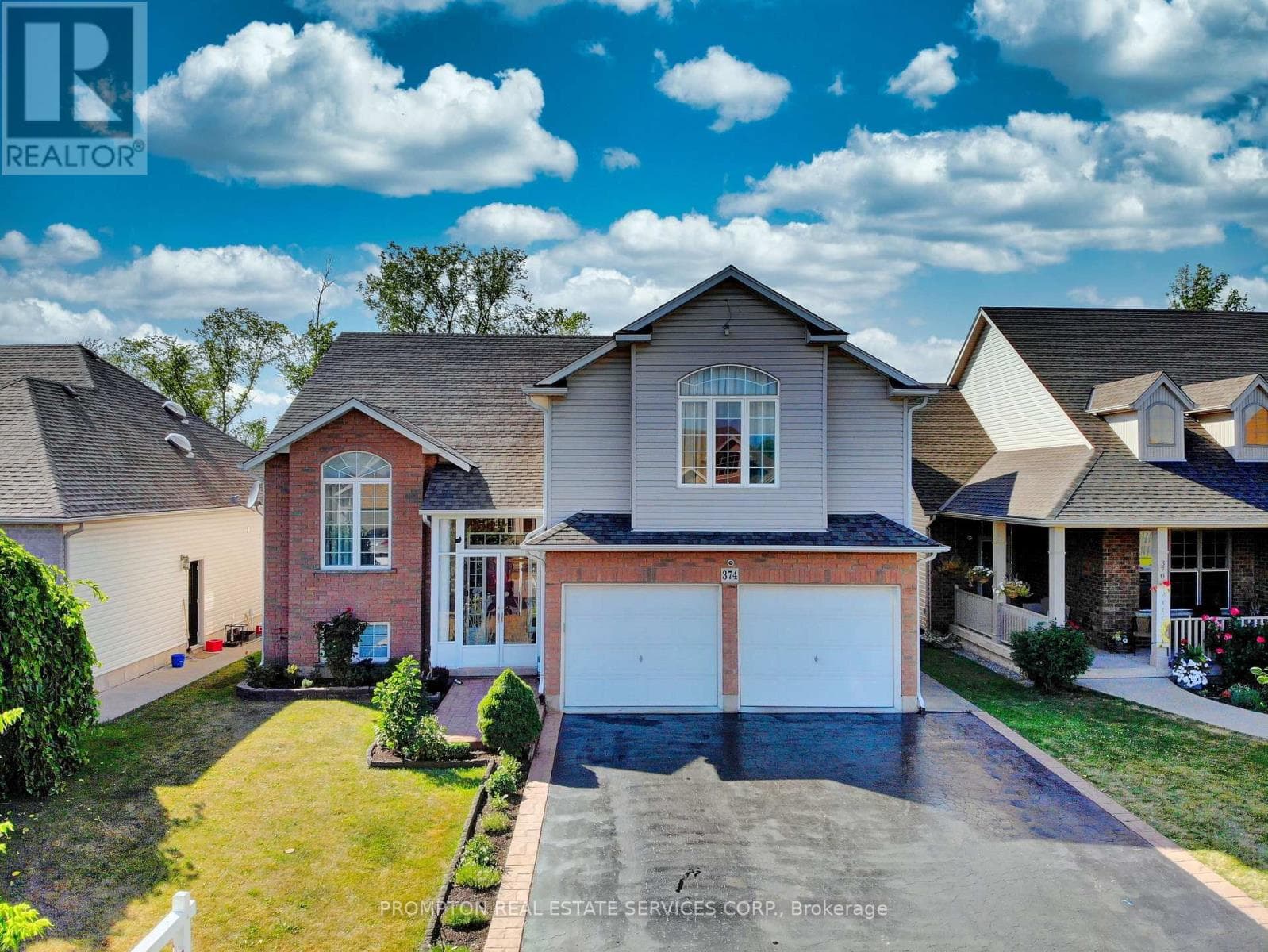 Single Family at 374 Jordyn Drive, Fort Erie (Lakeshore), Ontario - Photo 2 - RE/MAX Garden City Realty