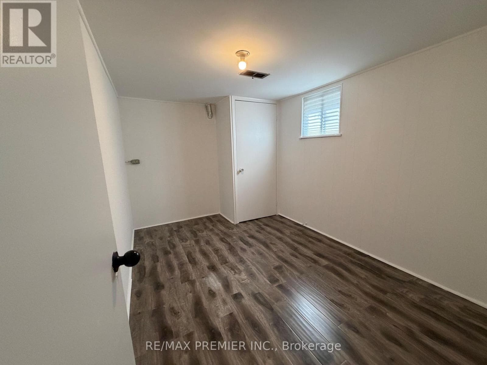 Single Family at BSMT- 404 Rustic Road, Toronto (Maple Leaf), Ontario - Photo 7 - RE/MAX Garden City Realty
