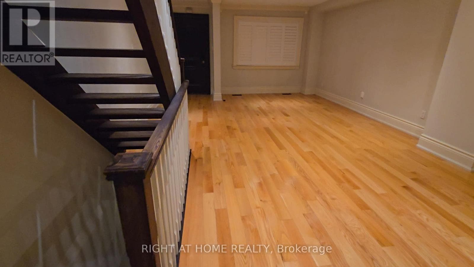 Single Family at 43 Bowie Avenue, Toronto (Briar Hill-Belgravia), Ontario - Photo 3 - RE/MAX Garden City Realty