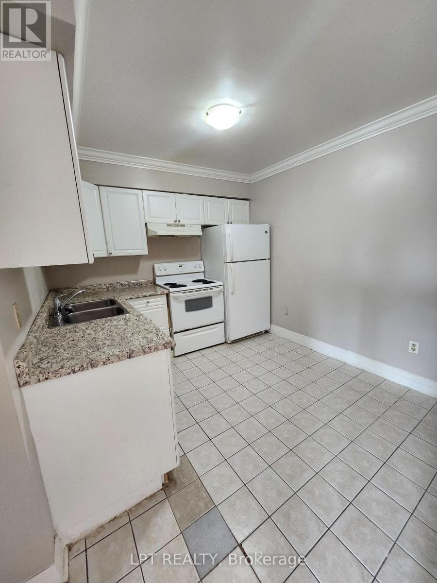 Single Family at 204- 1265 Bentley Drive, London East (East D), Ontario - Photo 6 - RE/MAX Garden City Realty