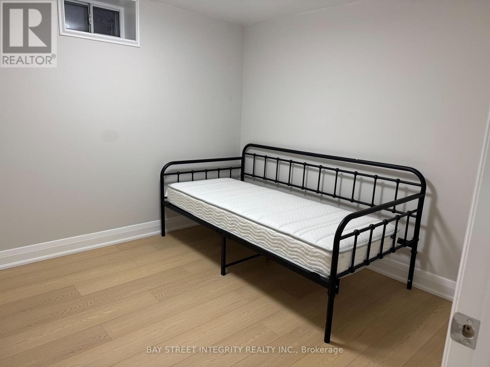 Single Family at 244 King Edward Avenue, Toronto (Woodbine-Lumsden), Ontario - Photo 8 - RE/MAX Garden City Realty