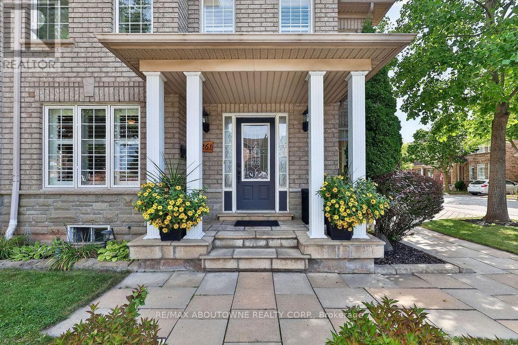 Single Family at 2261 Seton Crescent, Burlington (Orchard), Ontario - Photo 8 - RE/MAX Garden City Realty
