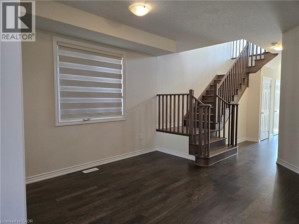 Single Family at 395 BARKER Parkway, Thorold, Ontario - Photo 10 - RE/MAX Garden City Realty