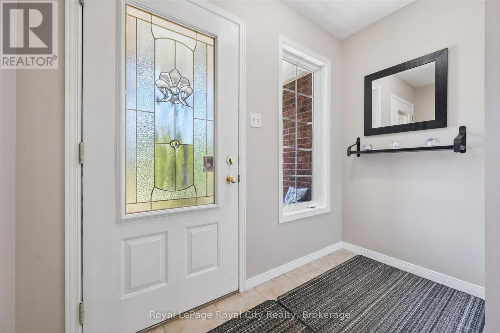Single Family at 81 Keating Street, Guelph (Grange Road), Ontario - Photo 6 - RE/MAX Garden City Realty