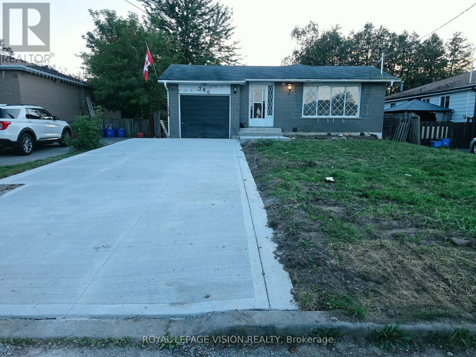 Bsmt 2- 706 Leaside Street