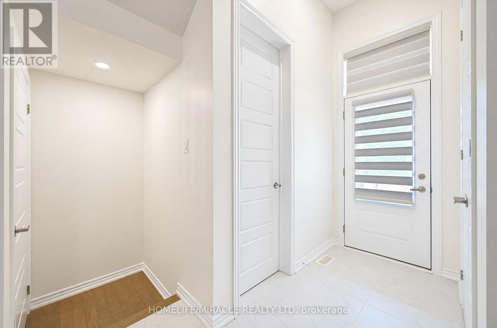 Single Family at 5 Sedgemoor Street, Whitby, Ontario - Photo 6 - RE/MAX Garden City Realty