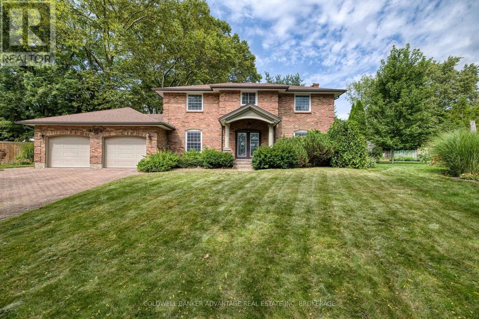 16 Willowdale Court