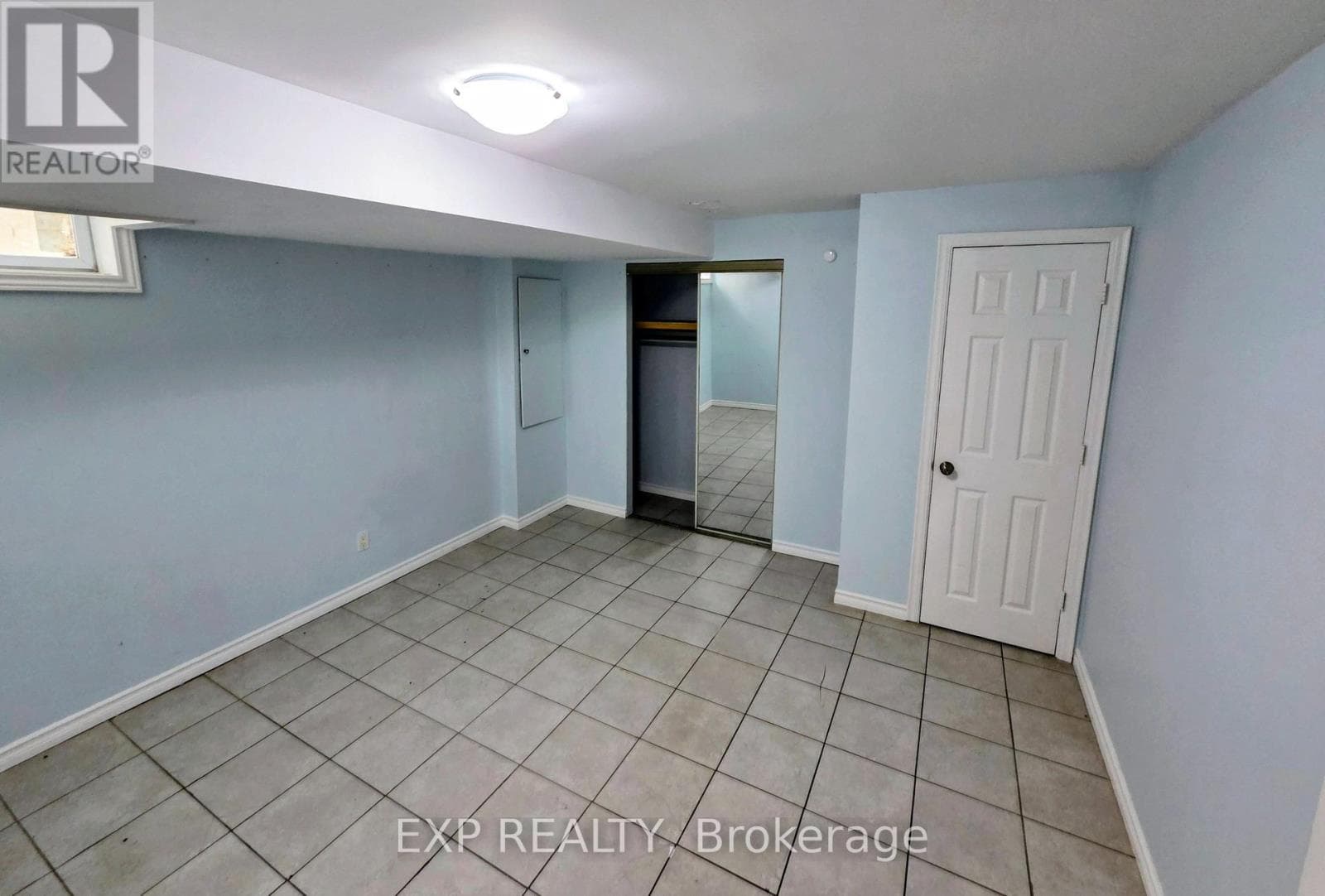 Single Family at Basement- 384 Flagstone Way, Newmarket (Woodland Hill), Ontario - Photo 4 - RE/MAX Garden City Realty
