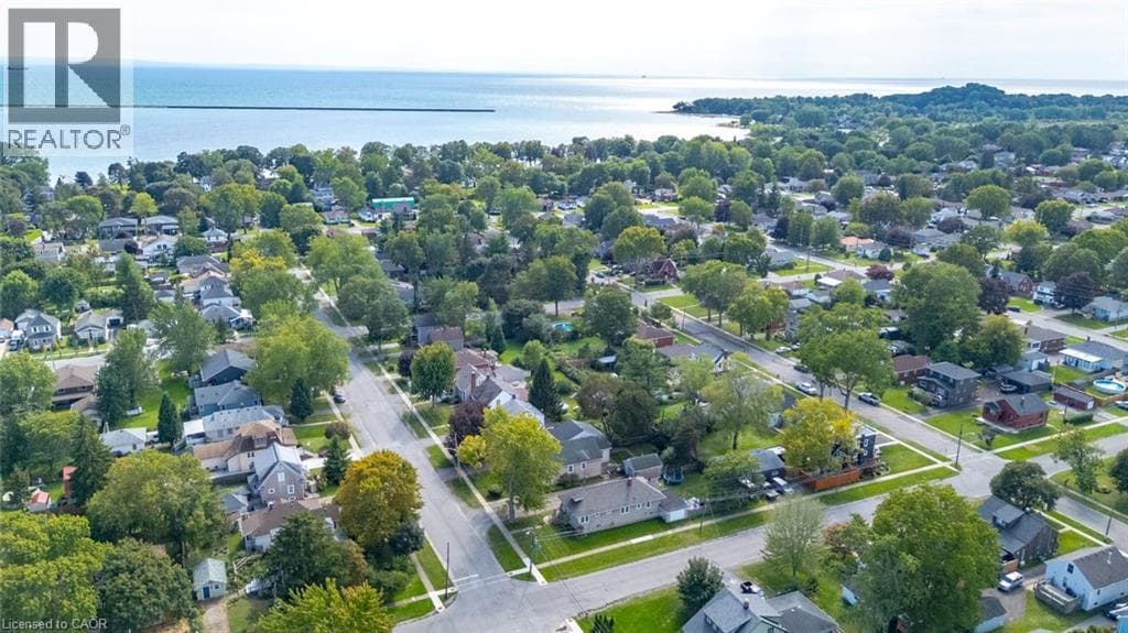 Single Family at 86 FOREST Avenue, Port Colborne, Ontario - Photo 7 - RE/MAX Garden City Realty