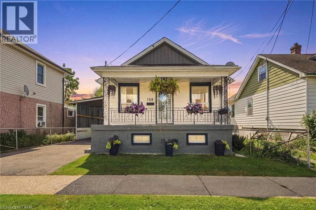 158 NIAGARA FALLS Road
