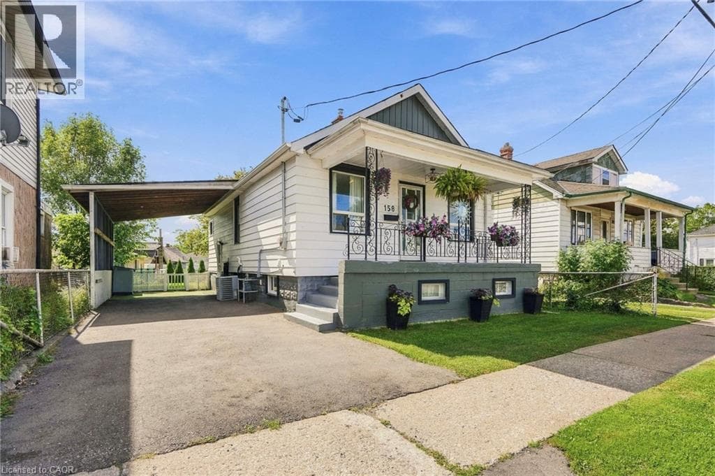 Single Family at 158 NIAGARA FALLS Road, Thorold, Ontario - Photo 3 - RE/MAX Garden City Realty