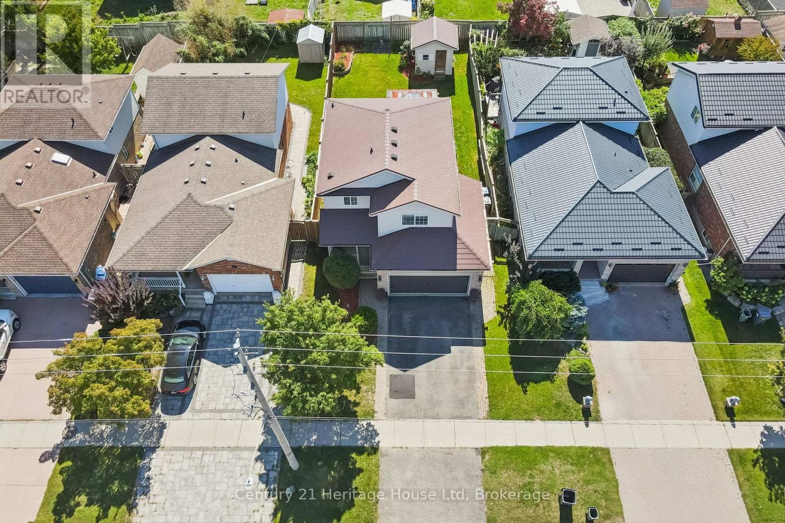 Single Family at 850 Paisley Road, Guelph (Willow West/Sugarbush/West Acres), Ontario - Photo 5 - RE/MAX Garden City Realty