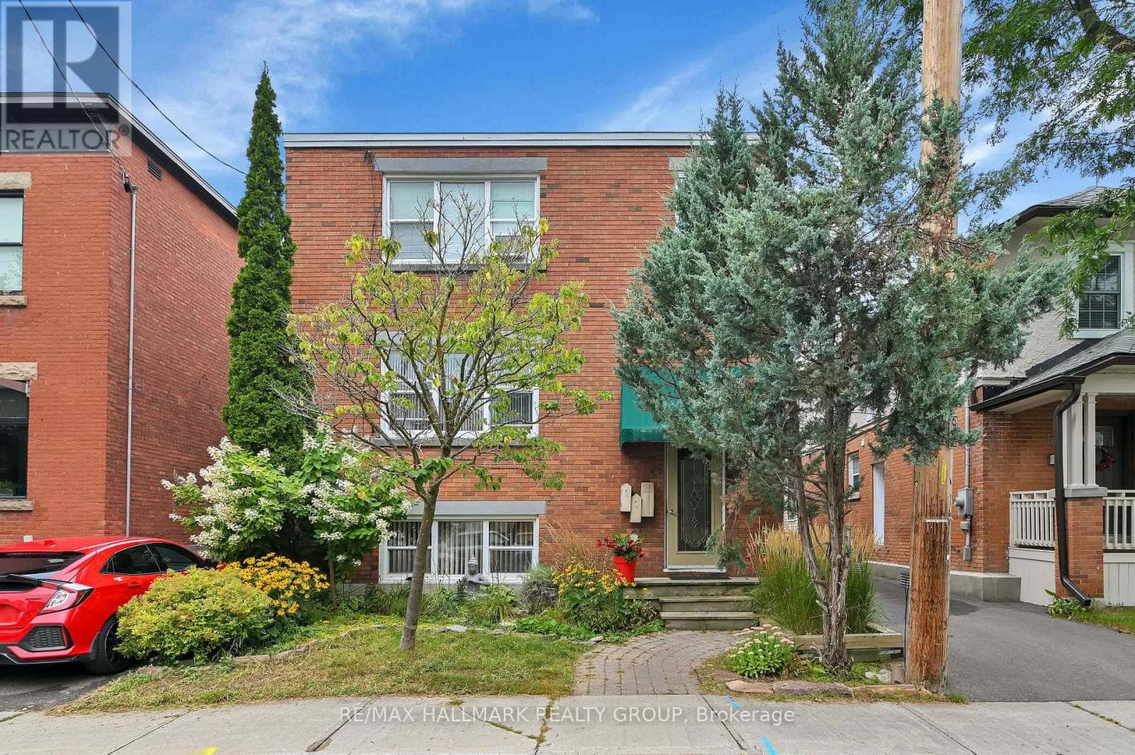 55 Ivy Crescent