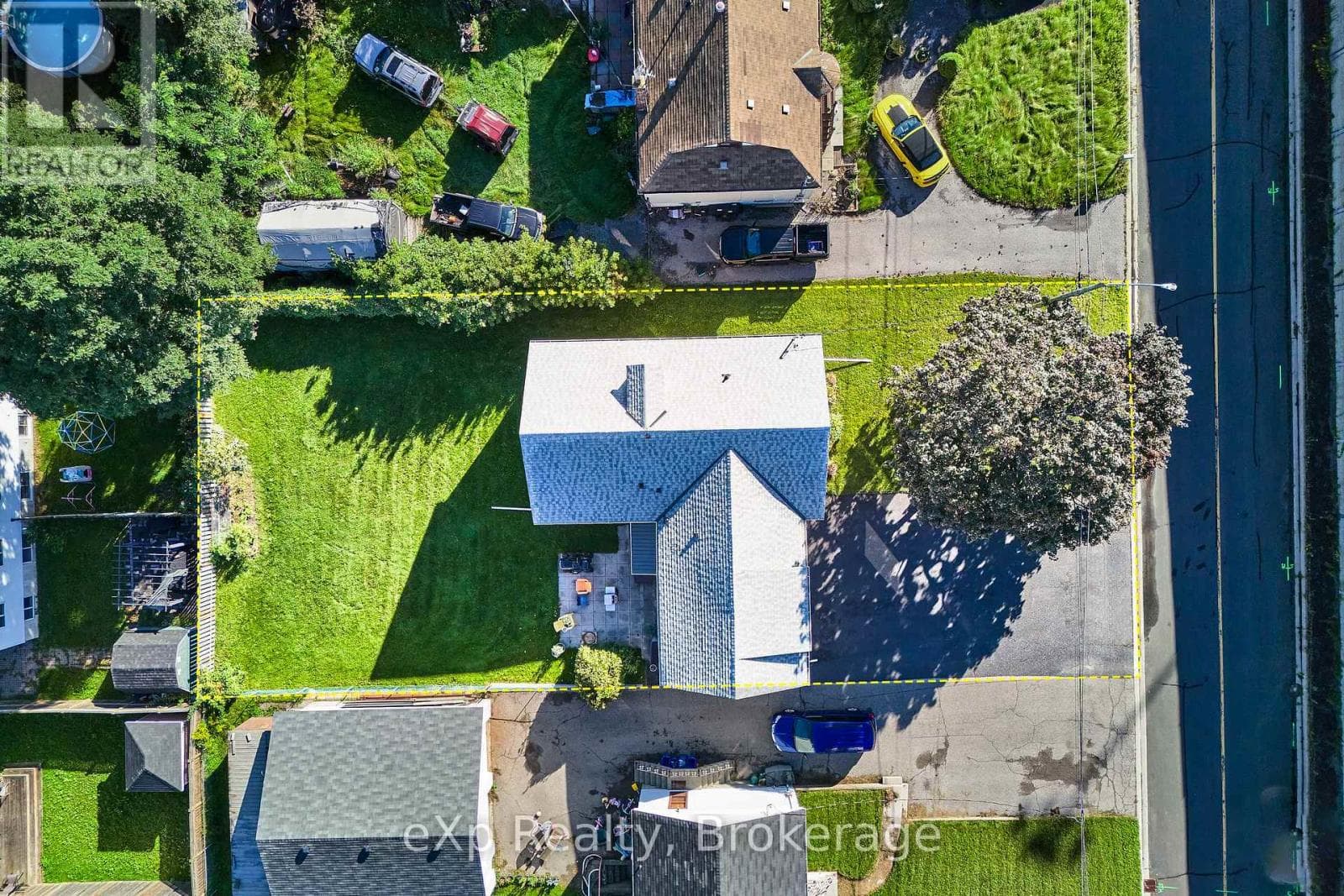 Multi-family at 638 Laval Court, Oshawa (Vanier), Ontario - Photo 8 - RE/MAX Garden City Realty
