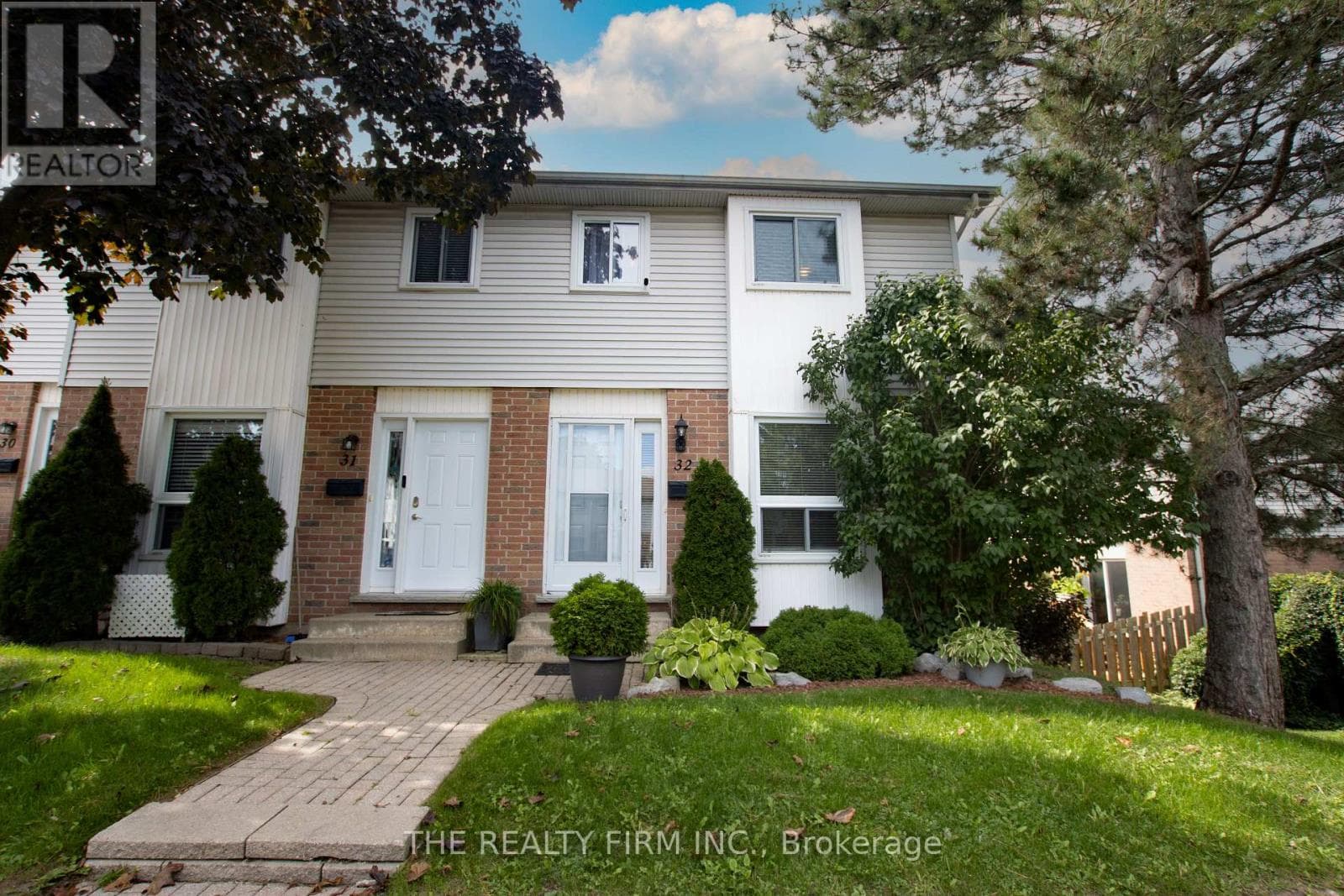 32- 110 Deveron Crescent