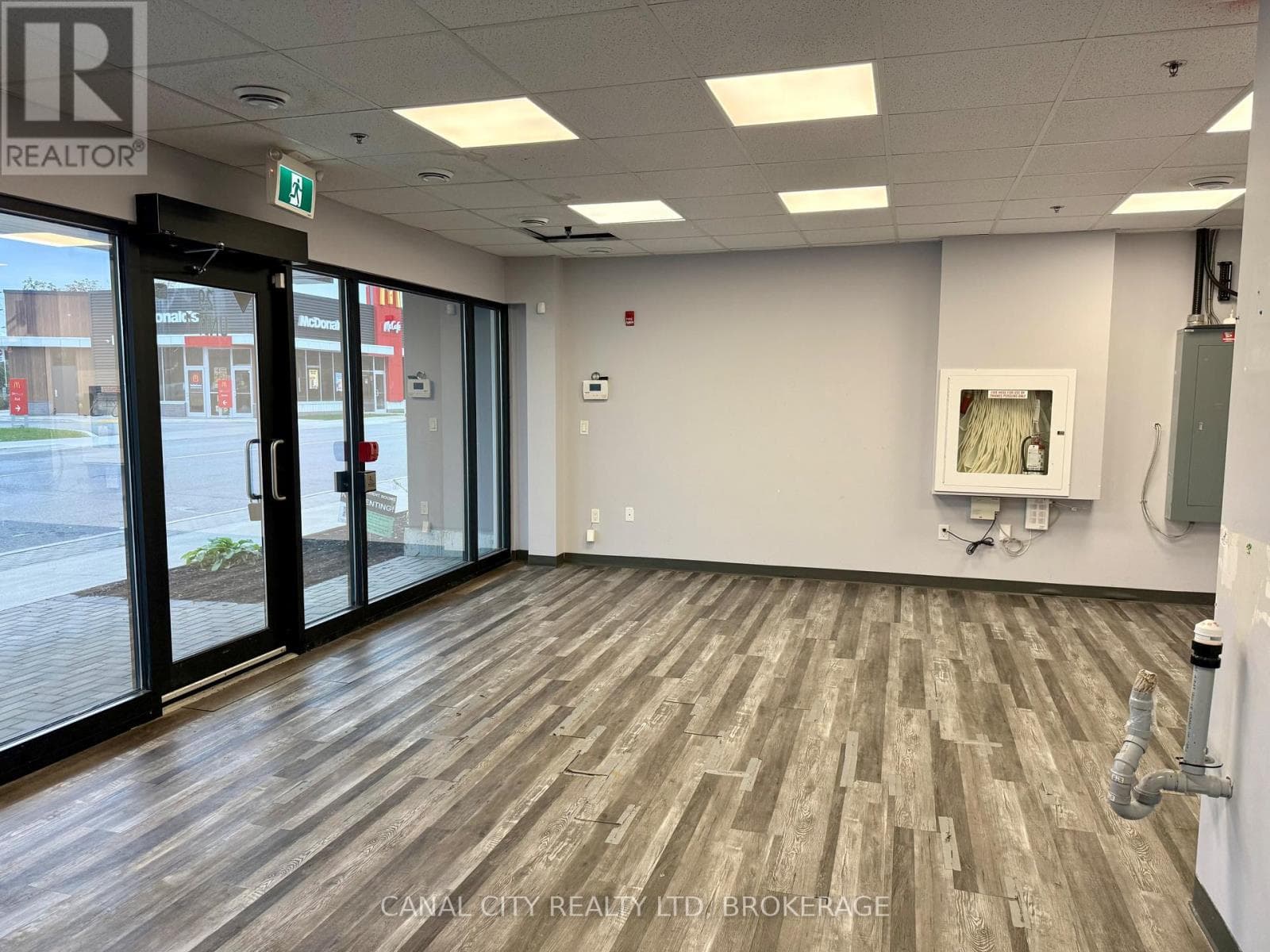 Retail at 1- 29 Pine Street, Thorold (Thorold Downtown), Ontario - Photo 4 - RE/MAX Garden City Realty