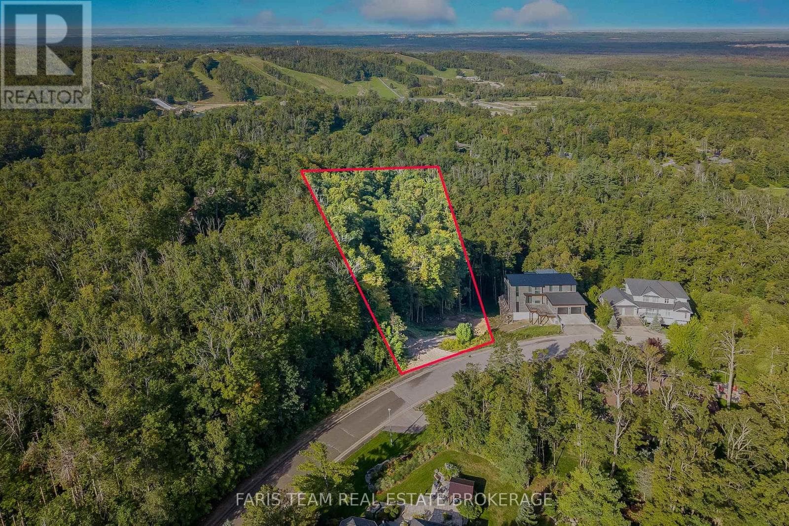 3 Valleycrest Drive