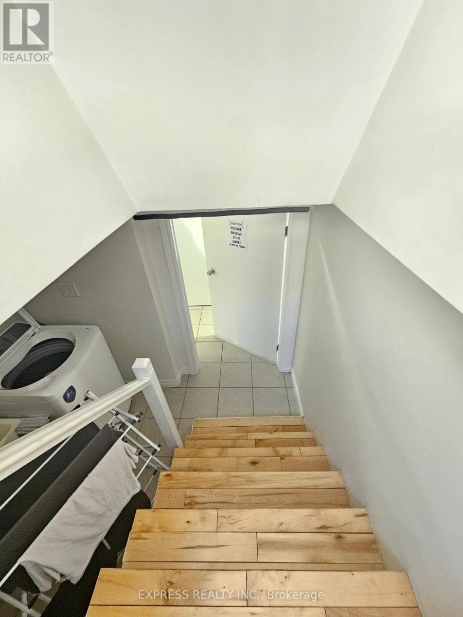 Single Family at Bsmt- 392 Whitmore Avenue, Toronto (Briar Hill-Belgravia), Ontario - Photo 3 - RE/MAX Garden City Realty