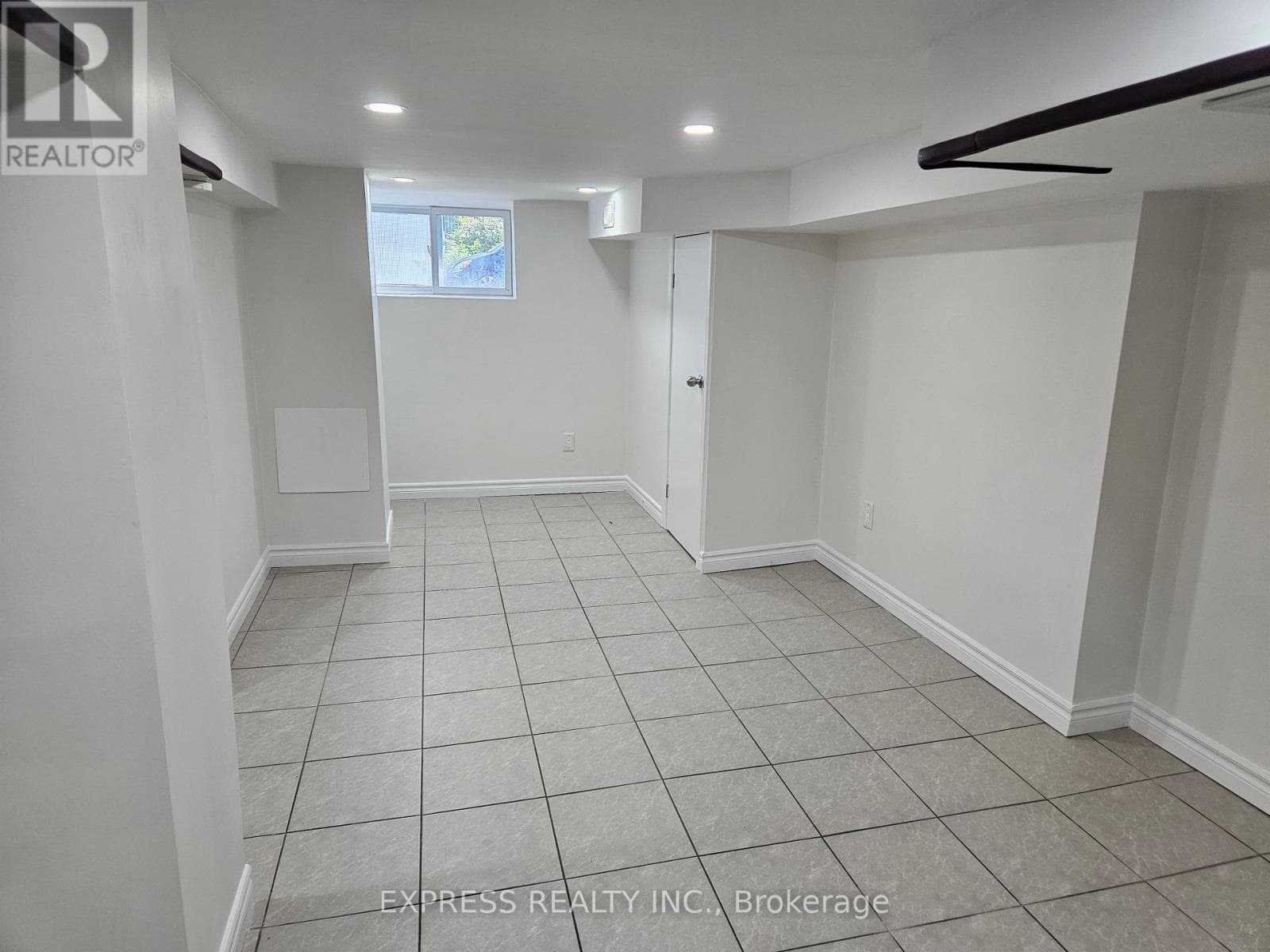 Single Family at Bsmt- 392 Whitmore Avenue, Toronto (Briar Hill-Belgravia), Ontario - Photo 7 - RE/MAX Garden City Realty