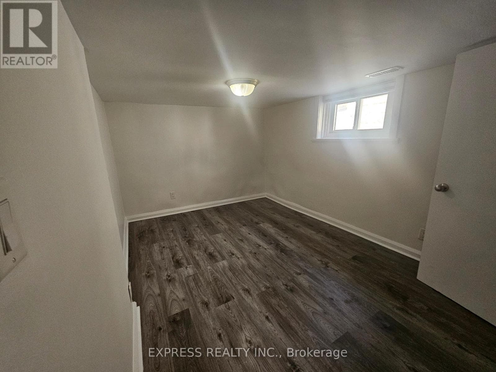 Single Family at Bsmt- 392 Whitmore Avenue, Toronto (Briar Hill-Belgravia), Ontario - Photo 9 - RE/MAX Garden City Realty