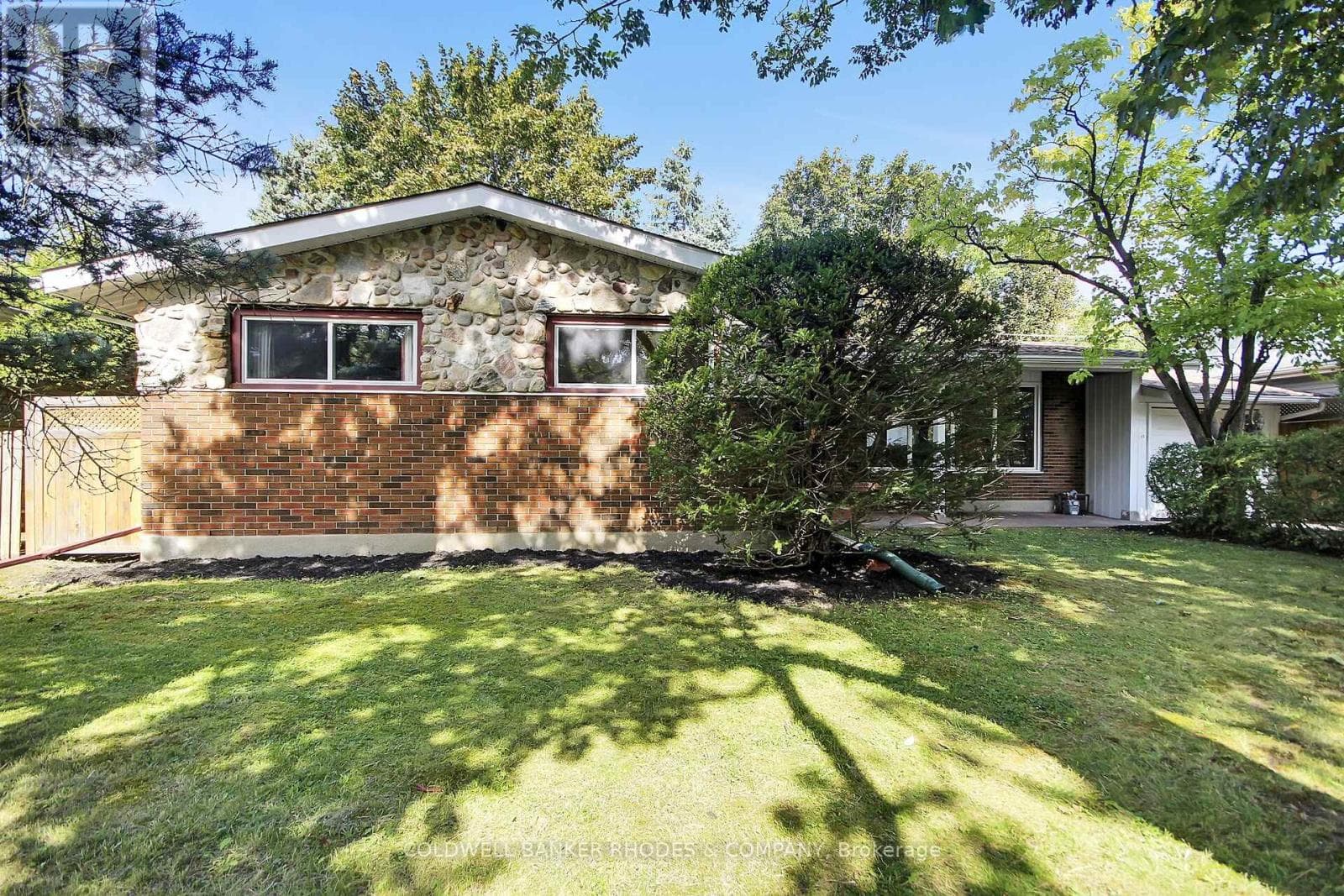 11 Wallford Way