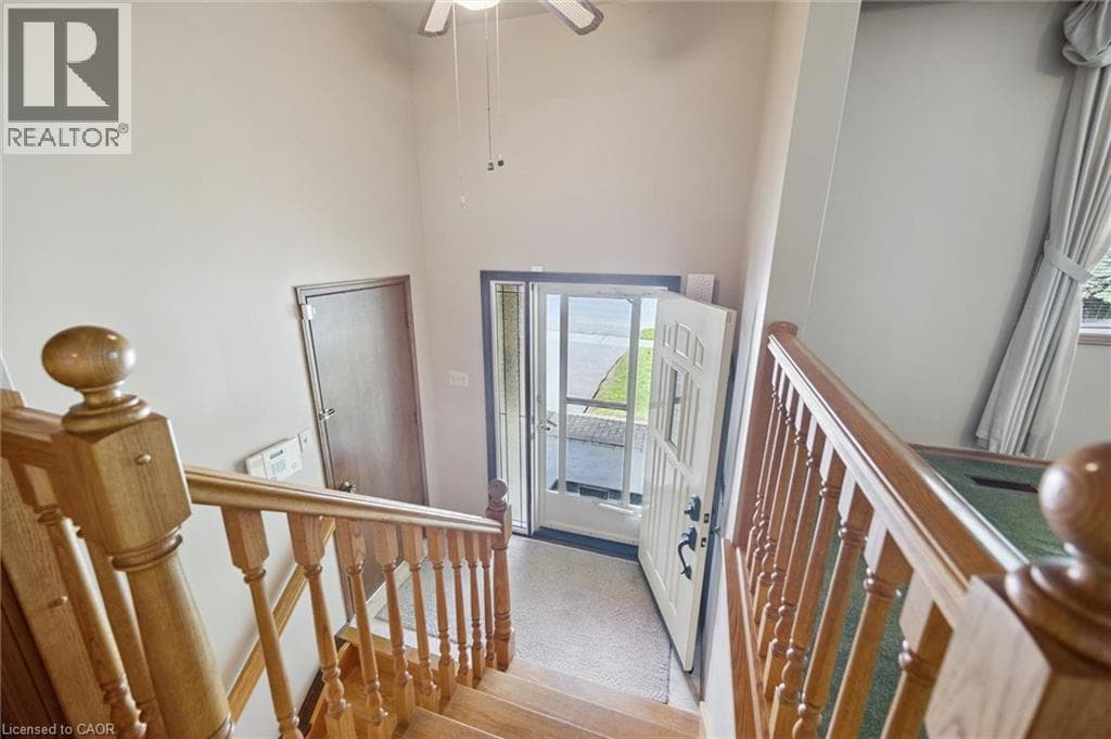 Single Family at 309 TOLL GATE Boulevard, Waterloo, Ontario - Photo 4 - RE/MAX Garden City Realty