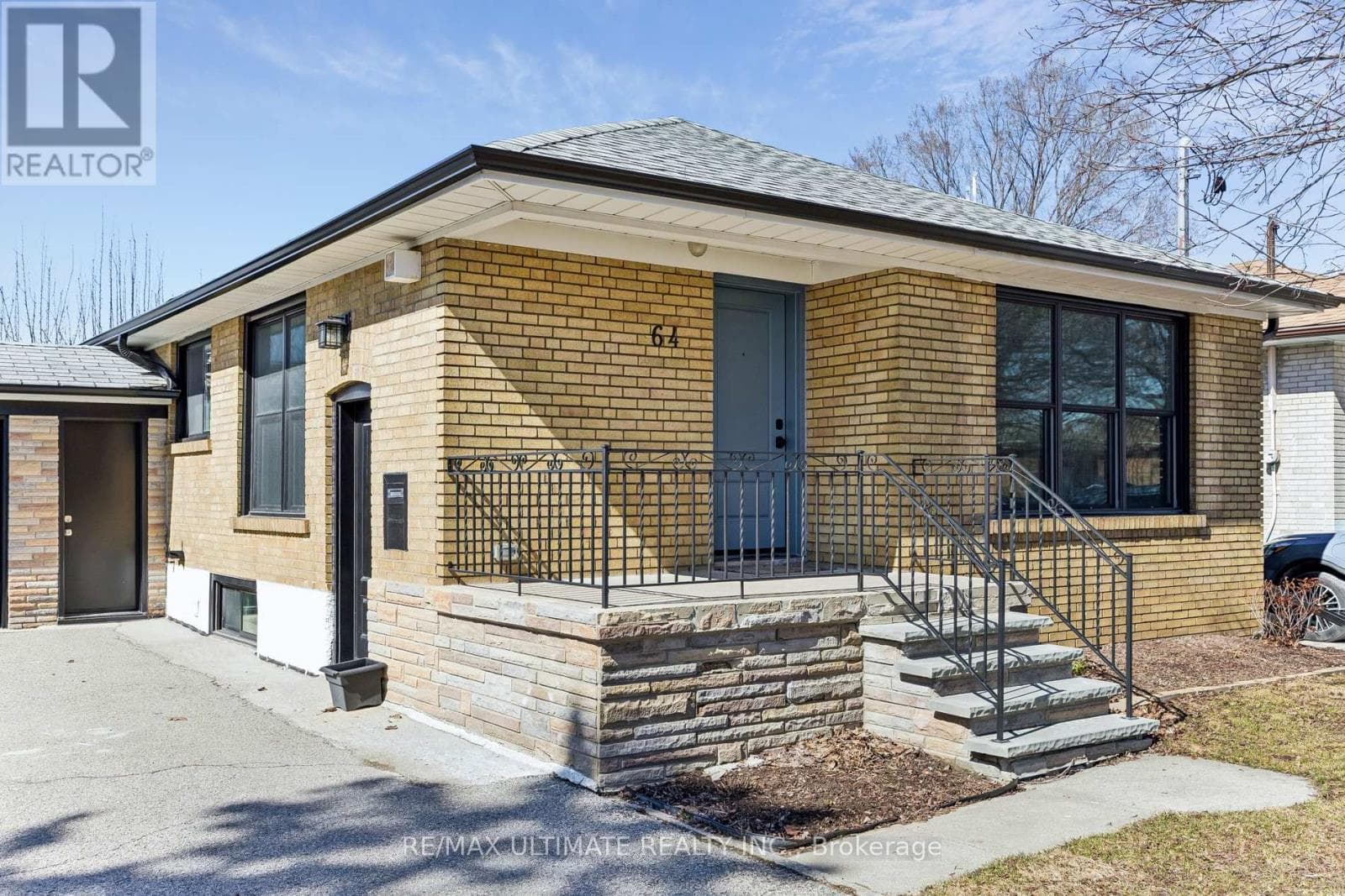64 Hart Avenue