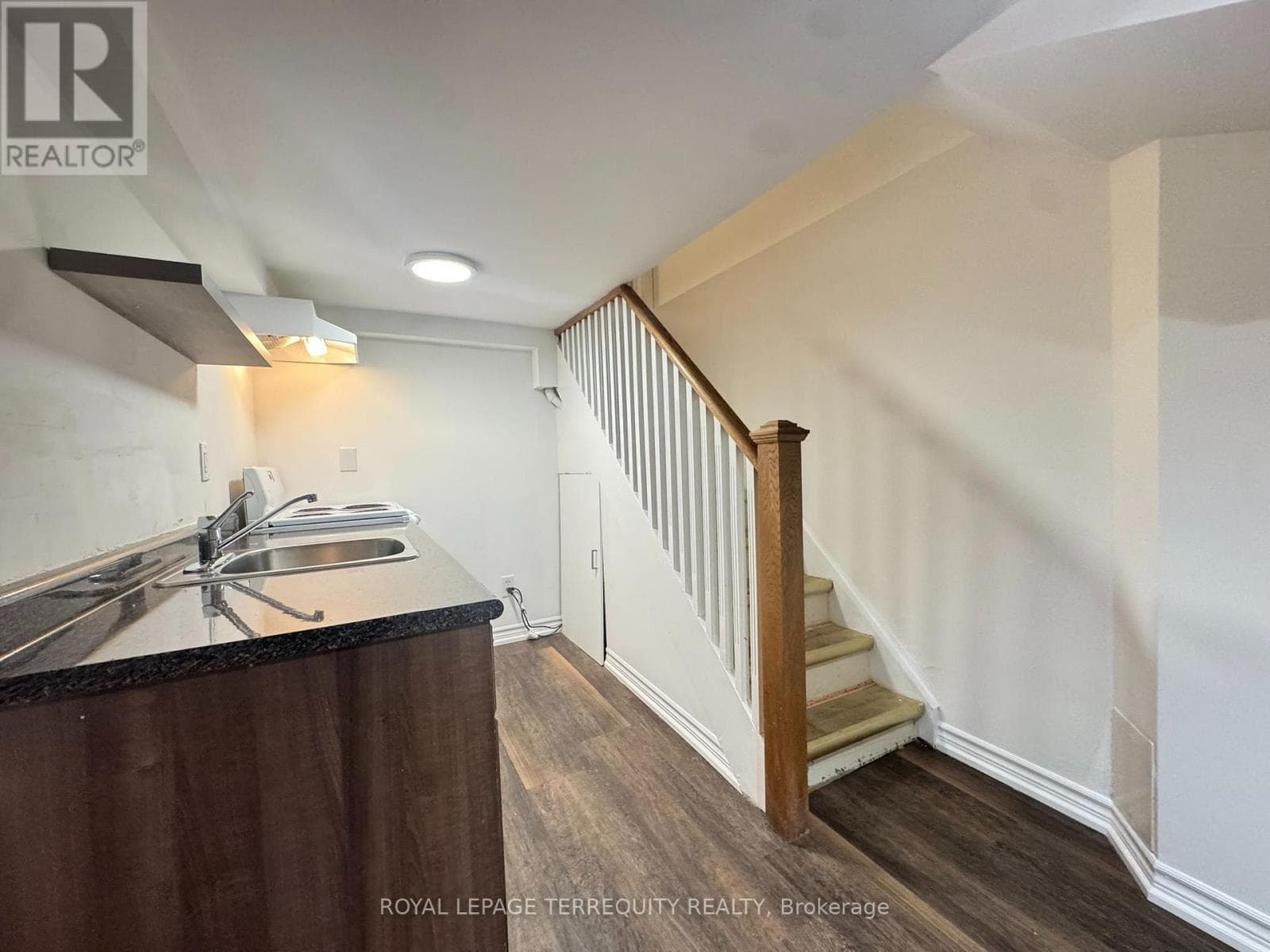 Single Family at Lower- 153 Monarch Park Avenue, Toronto (Danforth), Ontario - Photo 4 - RE/MAX Garden City Realty