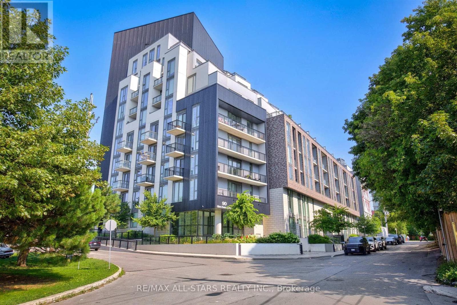 309- 90 Glen Everest Road
