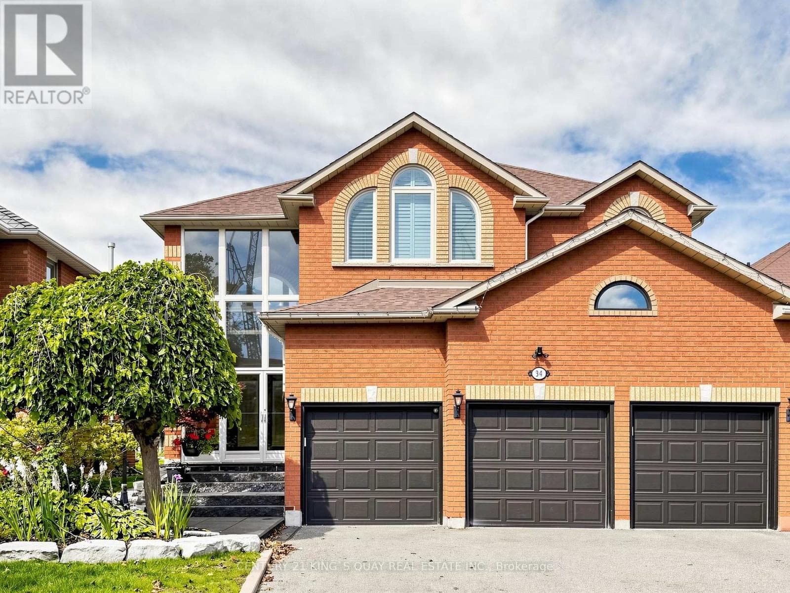34 Looker Drive