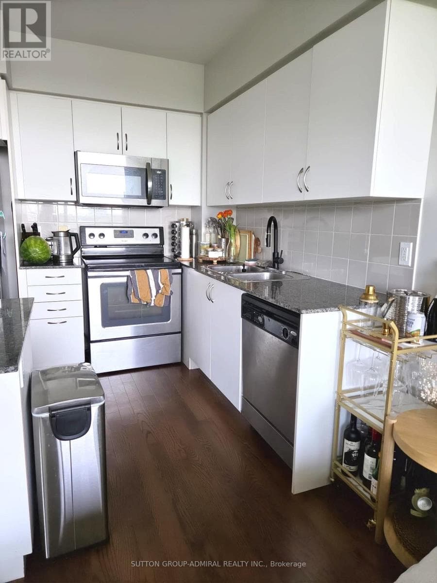 Single Family at 603- 2230 Lake Shore Boulevard, Toronto (Mimico), Ontario - Photo 3 - RE/MAX Garden City Realty