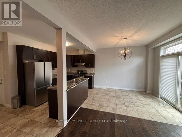 Single Family at 22- 380 lake Street, Grimsby (Grimsby Beach), Ontario - Photo 6 - RE/MAX Garden City Realty