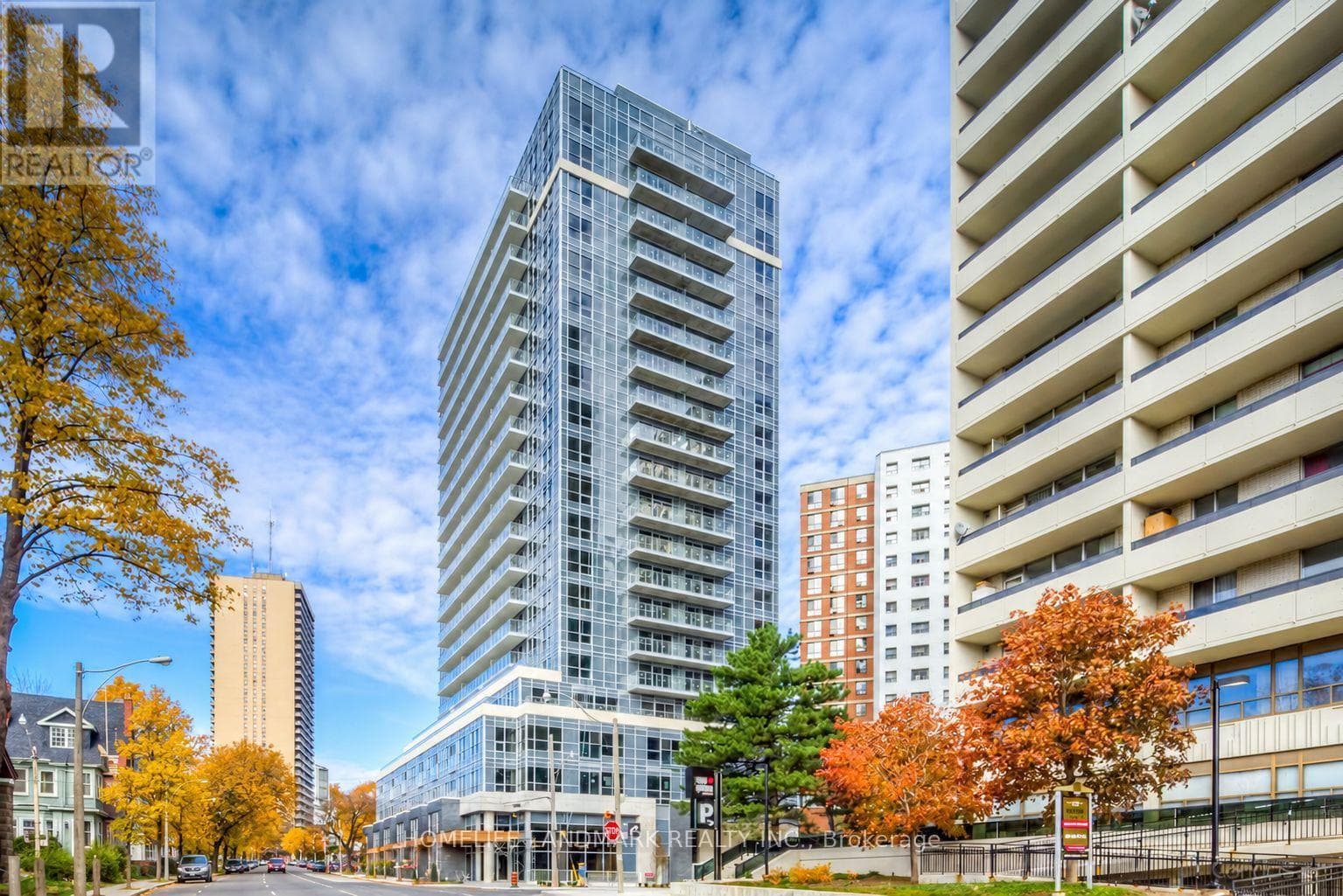 209- 58 Orchard View Boulevard