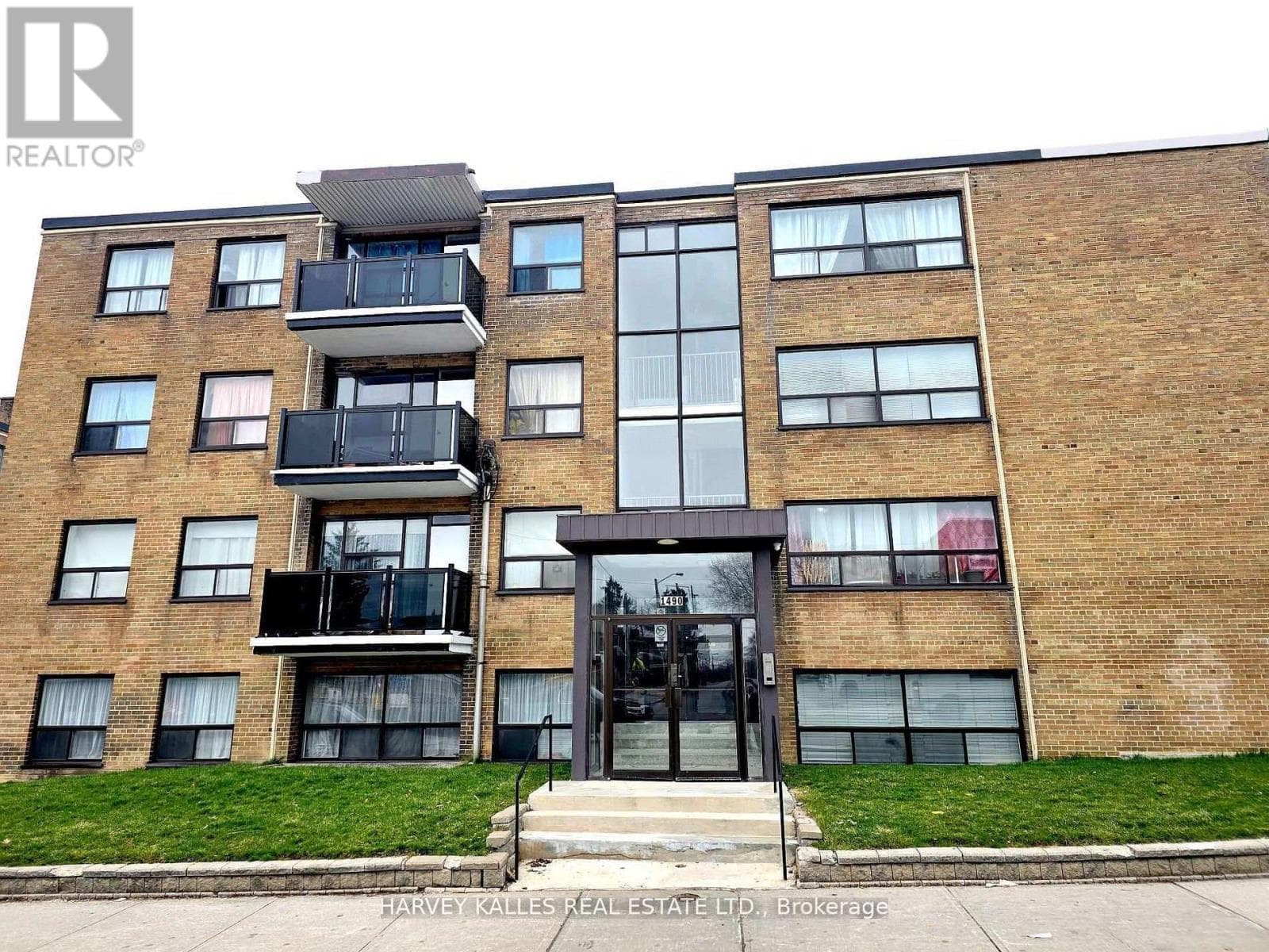 402- 1490 Eglinton Avenue