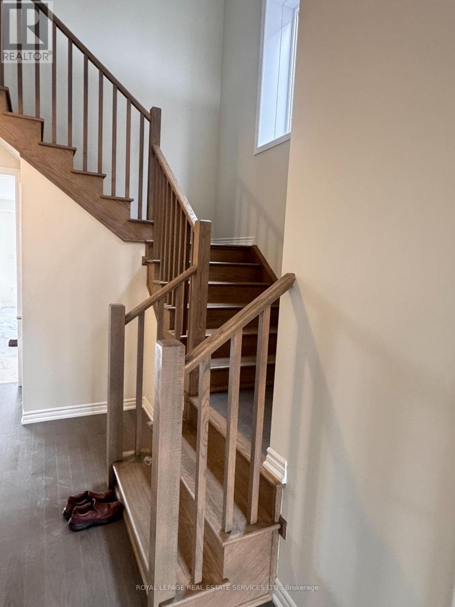 Single Family at 46 Postill Street, Brant (Paris), Ontario - Photo 5 - RE/MAX Garden City Realty