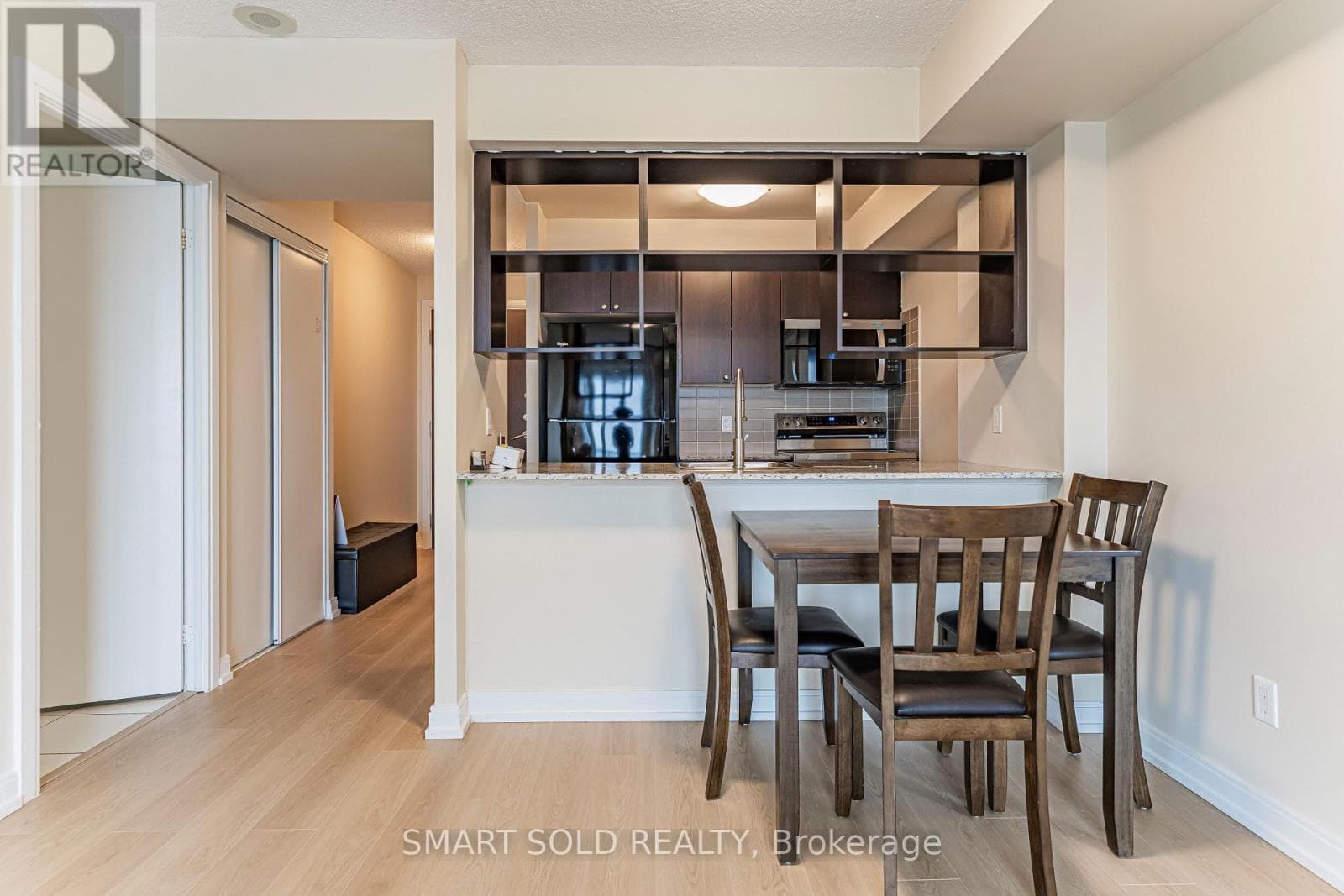 Single Family at 1621- 181 Village Green Square, Toronto (Agincourt North), Ontario - Photo 3 - RE/MAX Garden City Realty