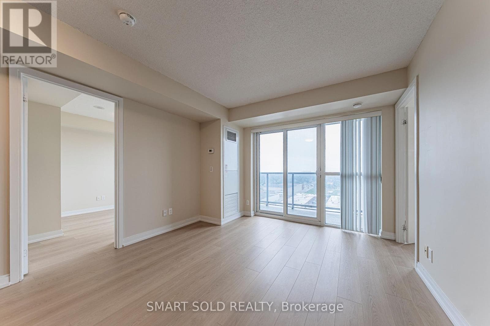 Single Family at 1621- 181 Village Green Square, Toronto (Agincourt North), Ontario - Photo 9 - RE/MAX Garden City Realty