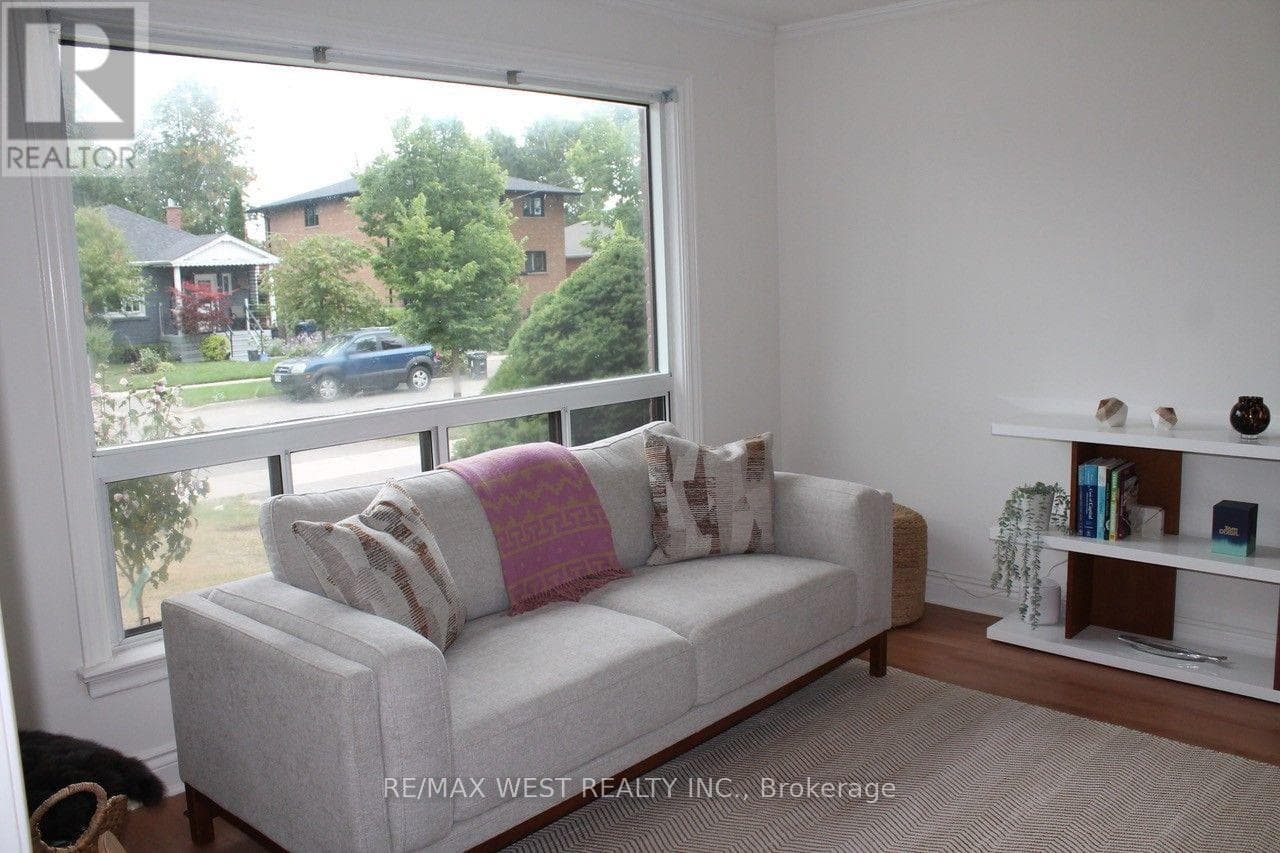 Single Family at Main- 14 Treeview Drive, Toronto (Alderwood), Ontario - Photo 3 - RE/MAX Garden City Realty