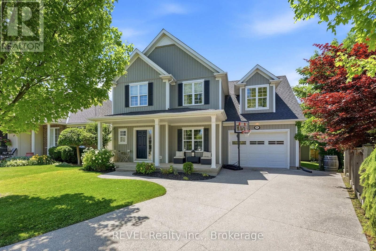 Single Family at 46 Pinot Trail, Niagara-on-the-Lake (Virgil), Ontario - Photo 2 - RE/MAX Garden City Realty